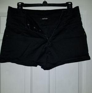 High waited shorts